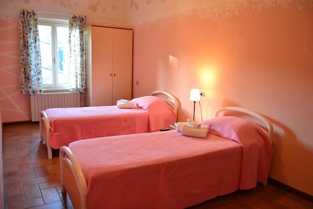 アッシジ Agriturismo Nizziヴィラ エクステリア 写真