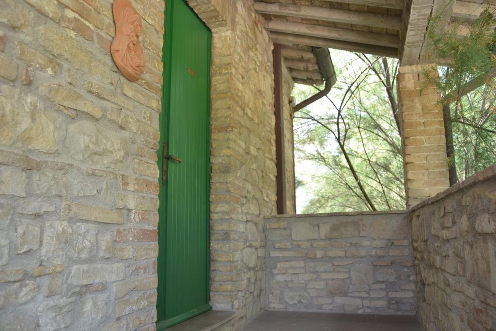 アッシジ Agriturismo Nizziヴィラ エクステリア 写真
